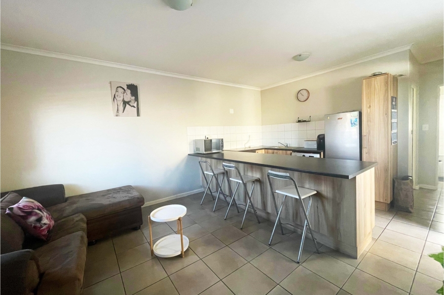 2 Bedroom Property for Sale in Parklands Western Cape